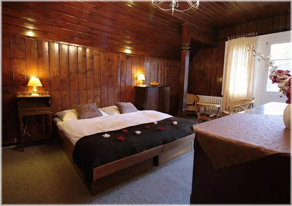 Photo 2 of Hotel U Tří růží